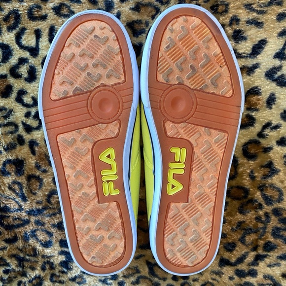 Fila Highlighter Yellow Classic Canvas Sneakers - Women's Size 9 - Picture 7 of 7